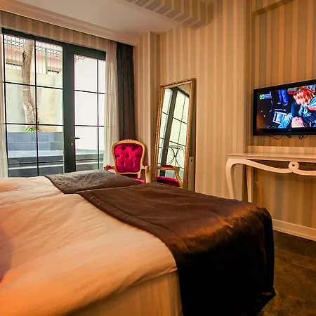 Hotel Lucis Pera 4*