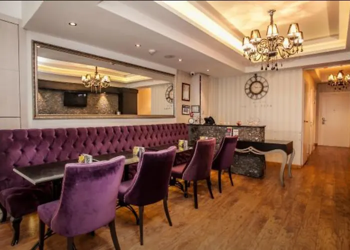 Hotel Luce Di Pera 3*